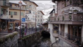 Emily in Paris - Season 04 - Episode 06